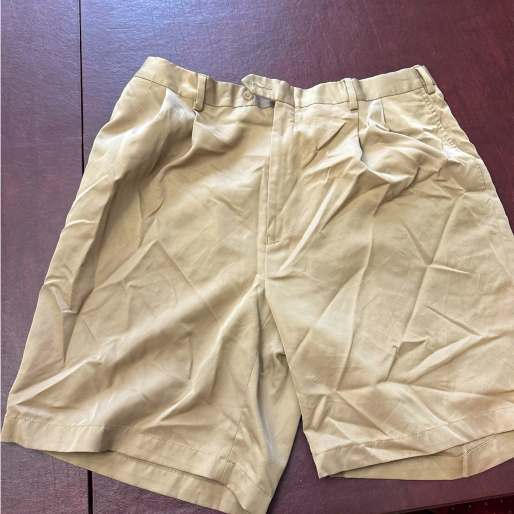 Men’s dressy golf shorts Jos A Bank Ledbetter